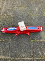 1 tons schaar krik, Ophalen of Verzenden, Zo goed als nieuw, Hydraulisch, Garagekrik