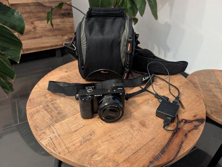 Sony A6000 digitale camera met 16-50mm lens, Audio, Tv en Foto, Fotocamera's Digitaal, Refurbished, Spiegelreflex, Sony, 8 keer of meer