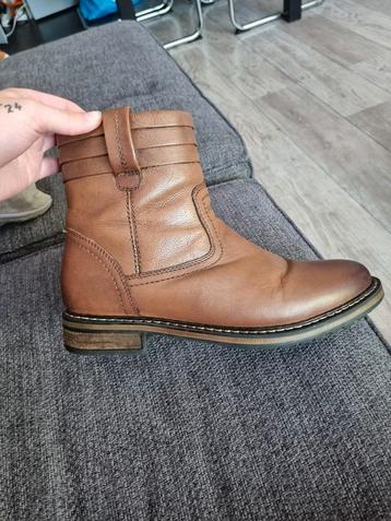Maat 39 leuke laarsjes!  beschikbaar voor biedingen