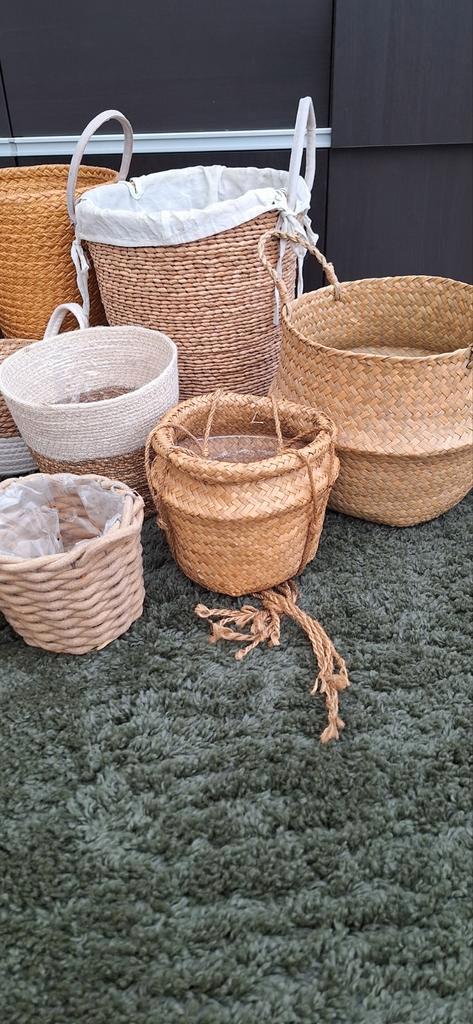 Rieten Manden/Bloempotten - Diverse Soorten Riet, Huis en Inrichting, Woonaccessoires | Schalen en Manden, Gebruikt, Mand, Rond