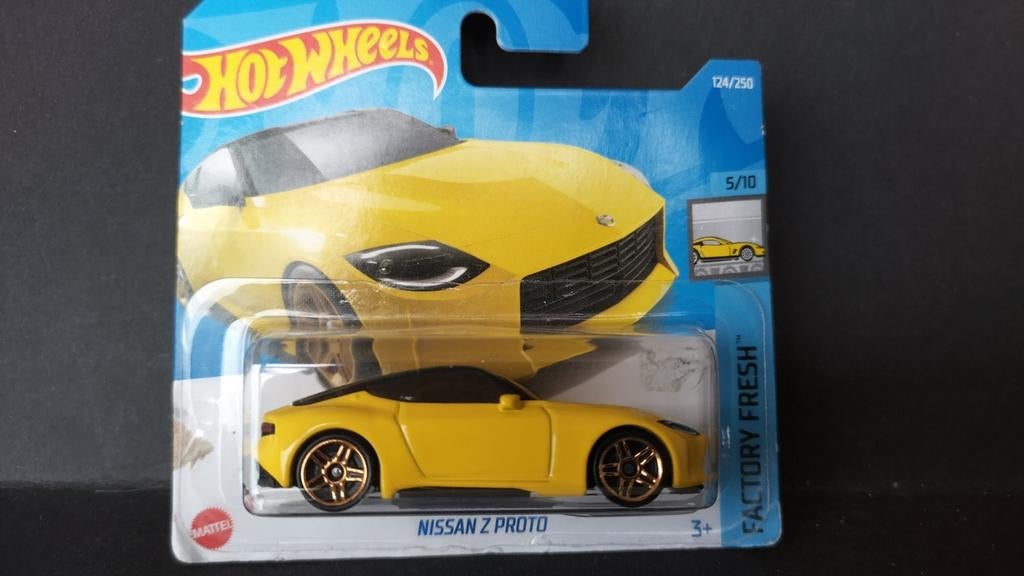 Nissan 400 Z Yellow 1:64 3inch Hotwheels Pol, Auto, Ophalen of Verzenden, Zo goed als nieuw, Mattel