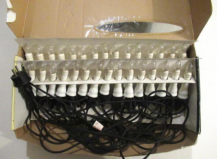 Buiten Kerstboomverlichting - 30 kaarsjes in originele doos., Diversen, Kerst, Ophalen of Verzenden