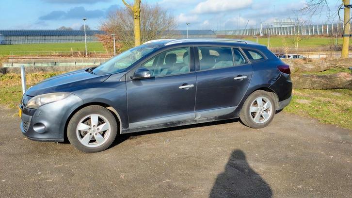 Renault Mégane 1.4 TCE Dynamique, Auto's, Renault, Particulier, Mégane, ABS, Adaptieve lichten, Airbags, Airconditioning, Bluetooth