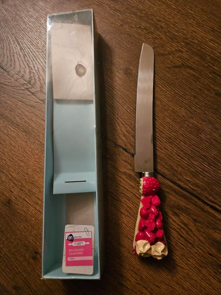 Taartmes met aardbeien - Nieuw in doos, Ophalen of Verzenden, Nieuw, Rvs of Chroom, Los bestek