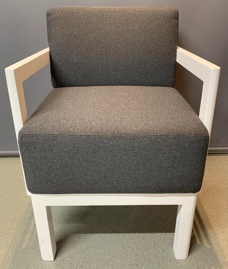 2 x Piet Boon stoelen twv € 1150,00 per stuk! Lensvelt, Huis en Inrichting, Stoelen, Zo goed als nieuw, Twee, Stof, Ophalen of Verzenden