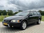 Volvo XC70 D5 AWD AUT SCHUIFD LEDER STL VERW SUPER MOOI NOG, Automaat, Zwart, 193 €/maand, XC70
