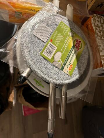 Mop set beschikbaar voor biedingen