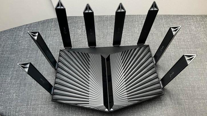 Wifi Router - snelle draadloze internetverbinding, Computers en Software, Routers en Modems, Zo goed als nieuw, Router, Ophalen