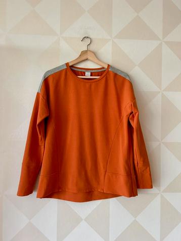 Hugo Boss trui oranje grijs M/38 beschikbaar voor biedingen