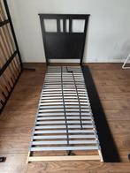 1 persoonsbed, lattenbodem en zwarte ombouwing., Ophalen, 90 cm, Eenpersoons, Zwart