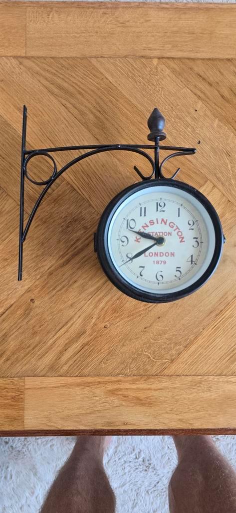 Industriële Dubbelzijdige Klok, Huis en Inrichting, Woonaccessoires | Klokken, Gebruikt, Wandklok, Analoog, Ophalen