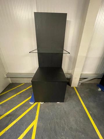 display vitrine zwart  beschikbaar voor biedingen
