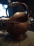 Antieke kolenkit  een leeuw op de zijkant, Antiek en Kunst, Antiek | Koper en Brons, Ophalen of Verzenden, Koper