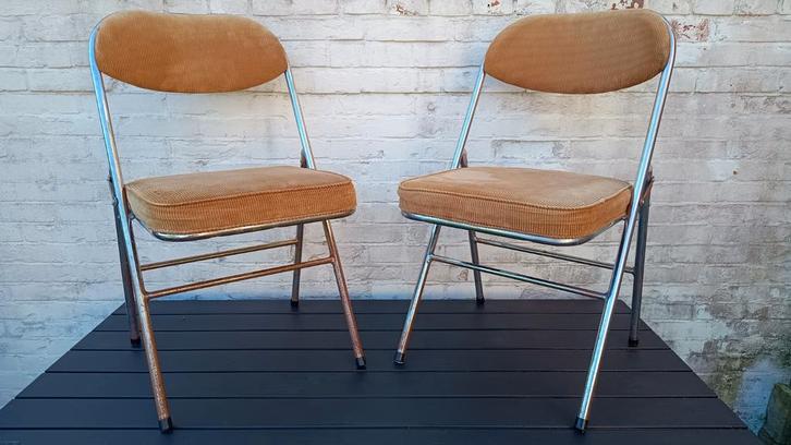 Vintage Klapstoelen Chroom Corduroy - Opknappers, Huis en Inrichting, Stoelen, Gebruikt, Twee, Metaal, Stof, Bruin, Ophalen