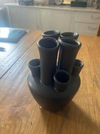 Klein Tulpenvaasje - Charmant & Uniek!, Huis en Inrichting, Zwart, Aardewerk of Porselein, Ophalen of Verzenden, Zo goed als nieuw