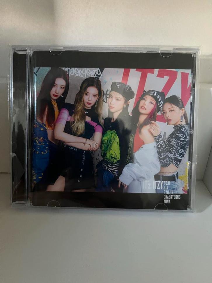 Kpop Merchandise: Itzy, Stray Kids, Ateez, Cd's en Dvd's, Cd's | Overige Cd's, Zo goed als nieuw, Ophalen of Verzenden