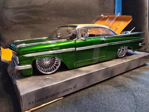 Chevrolet Impala SS "Lowrider" Jada 1:24, Hobby en Vrije tijd, Modelauto's | 1:24, Nieuw, Auto, Jada, Ophalen of Verzenden