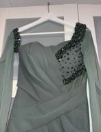 Groene Galajurk - Nieuw & Ongedragen, Kleding | Dames, Jurken, Nieuw, Ophalen of Verzenden, Maat 34 (XS) of kleiner, Onder de knie