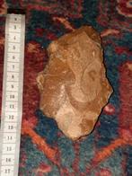 Vuistbijl  prehistorische artefact, Ophalen of Verzenden