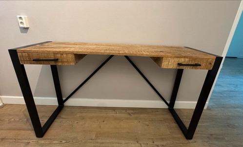 Sidetable/bureautje, Huis en Inrichting, Tafels | Sidetables, Gebruikt, 25 tot 50 cm, 100 tot 150 cm, Rechthoekig, Metaal, Ophalen of Verzenden