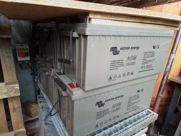 Victron 12 volt  220 ampère  beschikbaar voor biedingen
