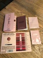 Kylie Jenner Cosmetics, set parfum/verzorging/make-up., Nieuw, Ophalen of Verzenden, Verzorging