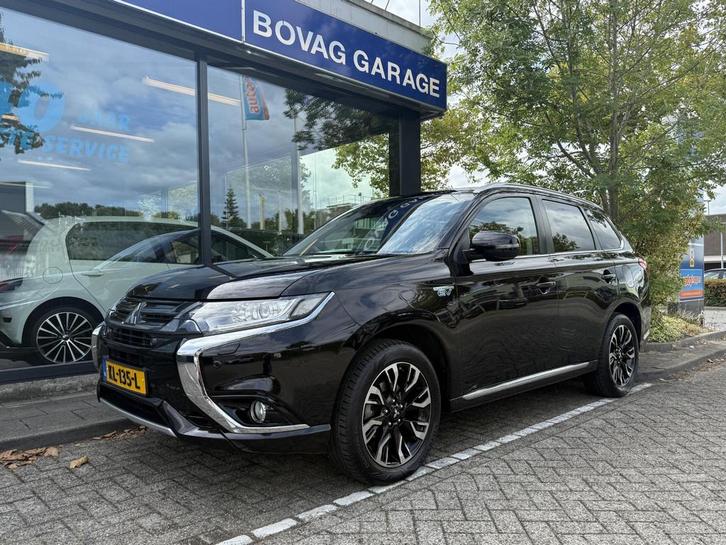 Mitsubishi Outlander 2.0 PHEV Executive Edition, Auto's, Mitsubishi, Bedrijf, Te koop, Outlander, 4x4, ABS, Achteruitrijcamera