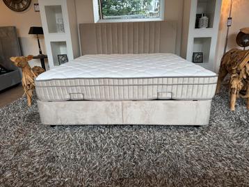 Boxspring/Baza met opbergruimte 180cm Direct/leverbaar E7099 beschikbaar voor biedingen
