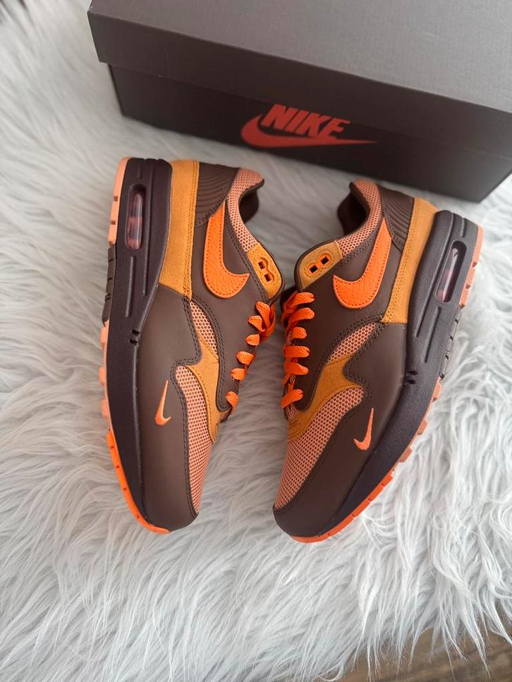 Nike Air Max 1 kingsday Koningsdag EU 42 airmax oranje bruin, Kleding | Heren, Schoenen, Nieuw, Sneakers of Gympen, Overige kleuren