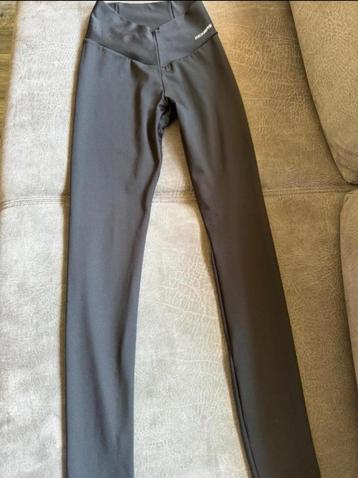 leggings beschikbaar voor biedingen