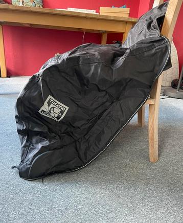 Tucano Urbano scooter beenkleed regenkleed beschikbaar voor biedingen