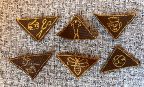 Set oude insignes Scouting Padvinderij jr 50-70 set01, Verzamelen, Scouting, Gebruikt, Embleem, Speld of Insigne, Ophalen of Verzenden