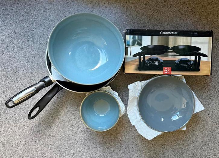 Servies- en keukenset (gebruikt), Huis en Inrichting, Keuken | Tupperware, Gebruikt, Overige typen, Ophalen