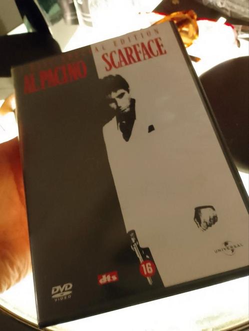 SCARFACE AL PACINO DUBBELE DVD BOX 2 DISC SPECIAL EDITION, Cd's en Dvd's, Dvd's | Thrillers en Misdaad, Zo goed als nieuw, Vanaf 16 jaar