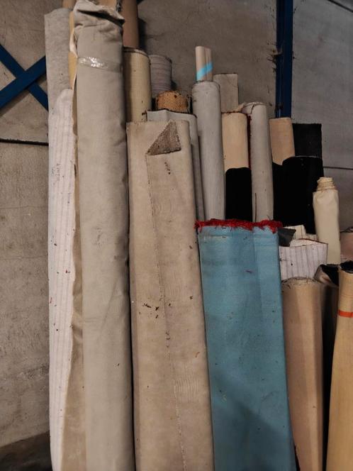 Partijtje coupons voor de trap stoffeerders alleen 1 koop, Huis en Inrichting, Stoffering | Vloerbedekking, Nieuw, Tapijt, Ophalen