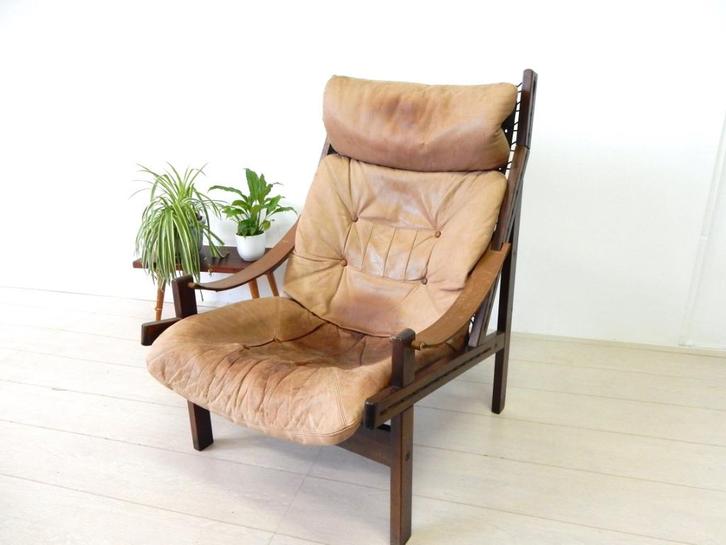 vintage TORBJØRN AFDAL fauteuil stoel Bruksbo jaren 60, Huis en Inrichting, Fauteuils, Gebruikt, Hout, Leer, 50 tot 75 cm, 75 tot 100 cm