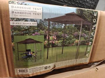 bbq partytent  beschikbaar voor biedingen