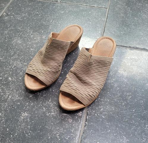 Muiltje-instapper mt 39, bruin/cognac - zacht leer, sleehak, Kleding | Dames, Schoenen, Zo goed als nieuw, Instappers, Bruin, Ophalen of Verzenden