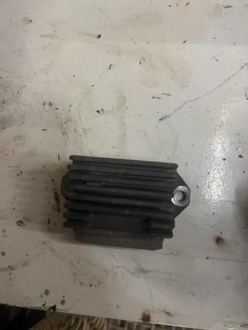 Spanningsregelaar gilera runner 125cc sd beschikbaar voor biedingen