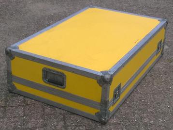 Flightcase 103 x 62 x 25 cm beschikbaar voor biedingen
