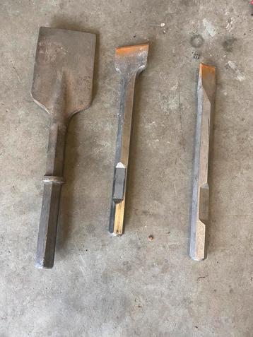 Beitels beschikbaar voor biedingen