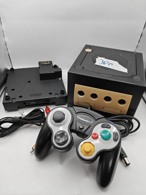 Japanse Gamecube met Japanse Gameboy Player, Spelcomputers en Games, Spelcomputers | Nintendo GameCube, Zo goed als nieuw, Zwart