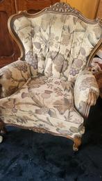 Prachtige oude stoel!, Ophalen