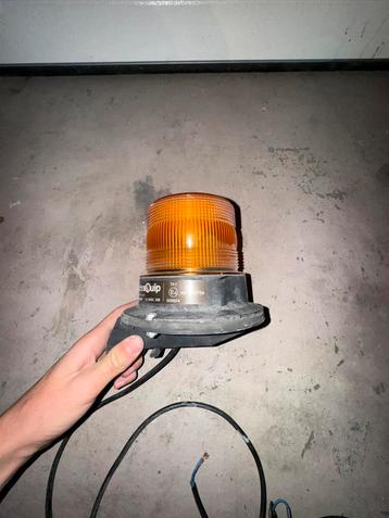 Electraquip zwaailampen vrachtwagen beschikbaar voor biedingen