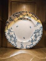 Antiek Longwy Bord met Bloemen, Ophalen of Verzenden