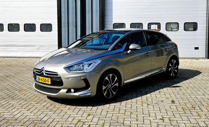 DS 5 2.0 HDi Automaat|Pano|Leder|Navi|Clima|Camera|Xenon DS5, Auto's, Citroën, Particulier, DS5, ABS, Achteruitrijcamera, Airbags