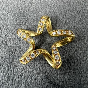 Gouden hanger | 18K | 2,53gr | stervormig zirkonia | 388027 beschikbaar voor biedingen