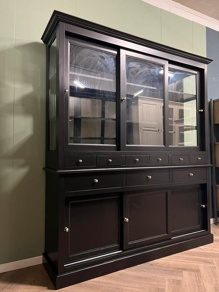 buffetkast / winkelkast /vitrinekast /servicekast, Huis en Inrichting, Kasten | Buffetkasten, Zo goed als nieuw, 200 cm of meer