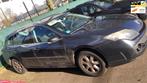 Renault Laguna Estate 2.0 Dynamique (motor defect), Auto's, Renault, Voorwielaandrijving, Gebruikt, 4 cilinders, Origineel Nederlands