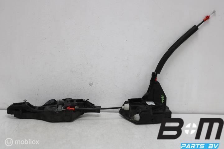 Deurslot mechaniek rechtsachter Land Rover GK7224994BD, Auto-onderdelen, Interieur en Bekleding, Gebruikt